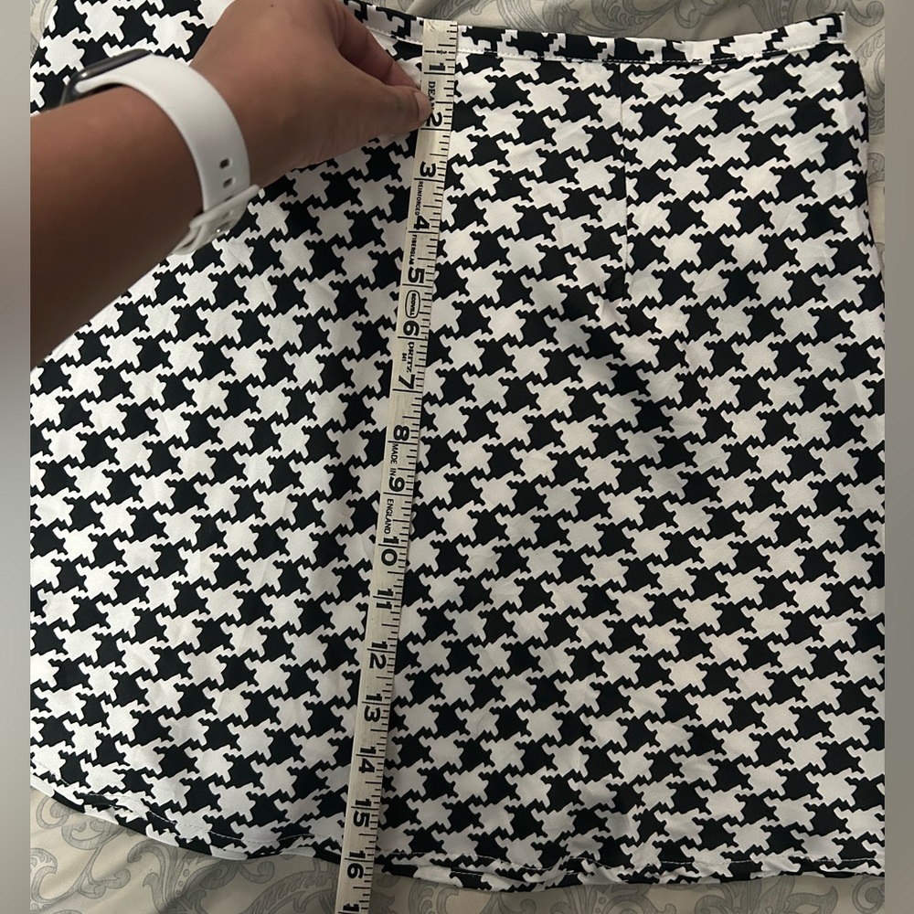 NIA Houndstooth Mini Skirt - Picture 5 of 5